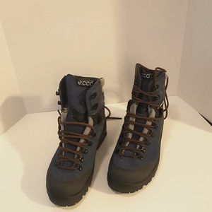 mountaineer boots